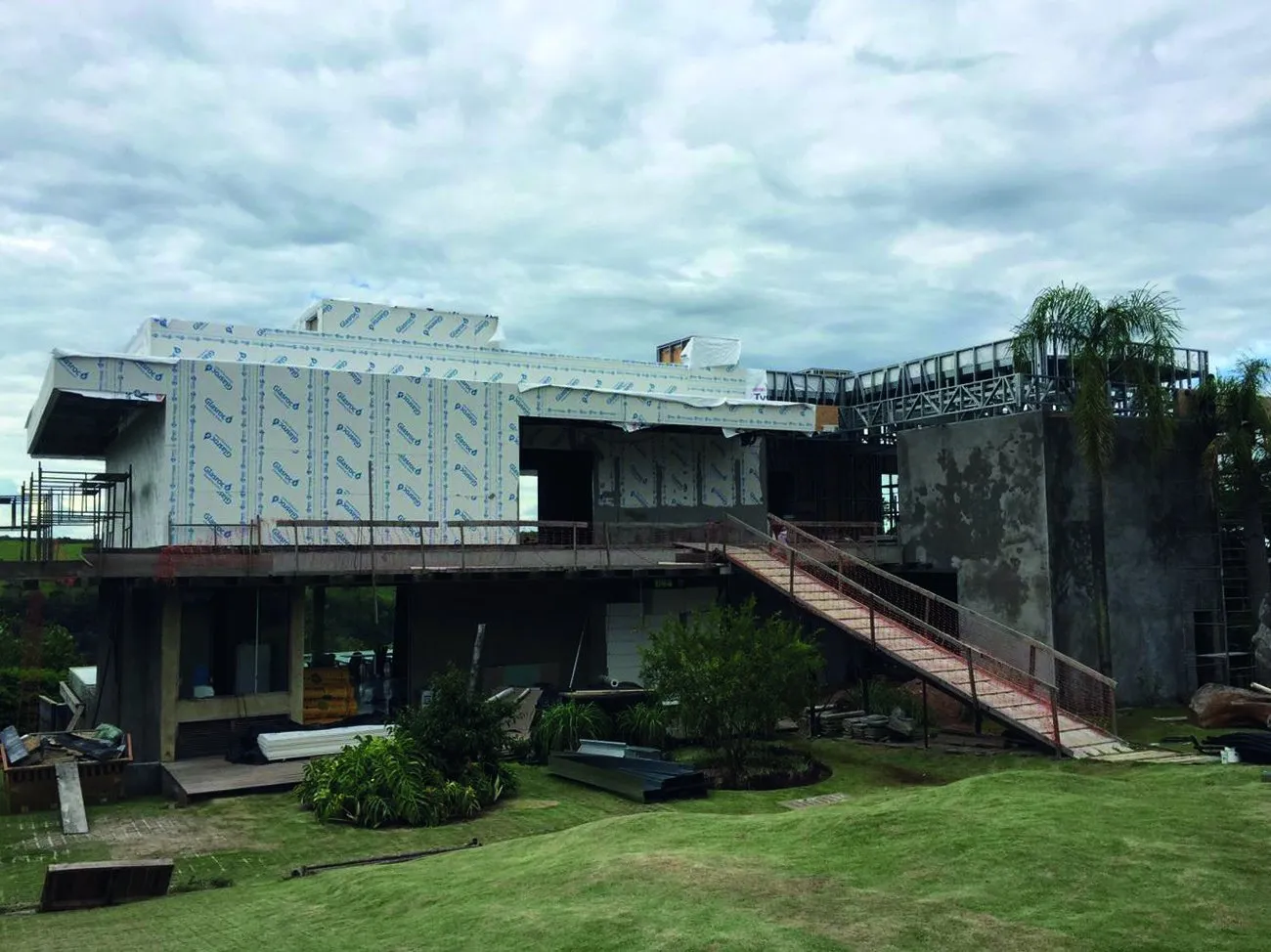 Revestimento externo da Residência R.C.